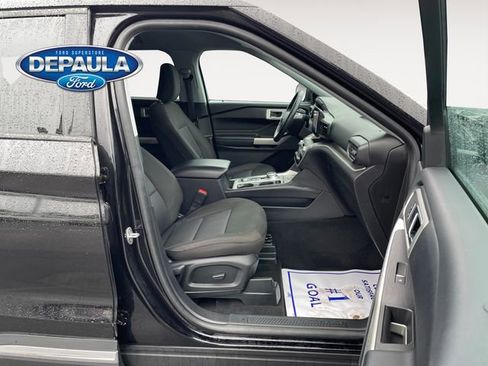 Certified 2022 Ford Explorer XLT w/ Class IV Trailer Tow Package image 19
