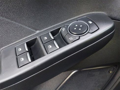 Used 2023 Ford Escape ST-Line image 19