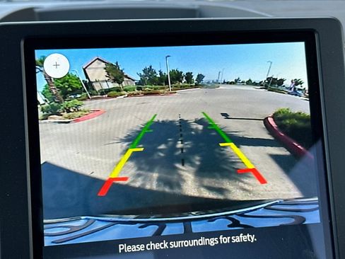 Used 2024 Ford Edge Titanium image 28