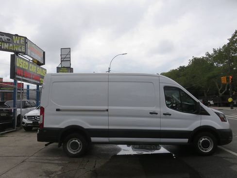 Used 2020 Ford Transit 250 Medium Roof RWD image 8