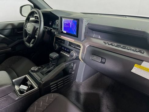 New 2026 Toyota Tacoma SR5 AWD/4WD image 22