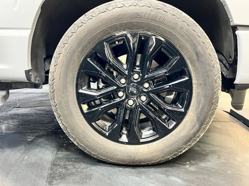 Used 2025 Ford F150 Lariat w/ Equipment Group 502A High AWD/4WD image 27