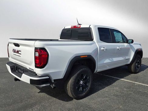 New 2024 GMC Canyon Elevation w/ Convenience Package image 7