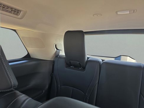 Certified 2026 INFINITI QX60 Luxe w/ Family Package image 9