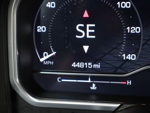 Used 2024 GMC Sierra 1500 AT4 w/ AT4 Premium Package image 31