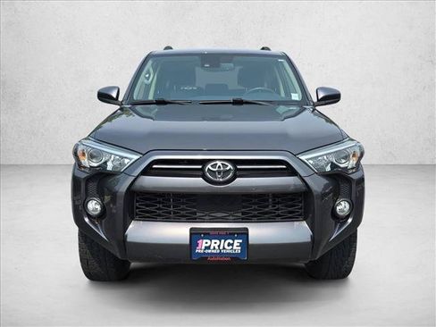 Used 2020 Toyota 4Runner SR5 AWD/4WD image 2