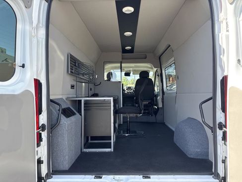 Used 2021 RAM ProMaster 1500 FWD image 9