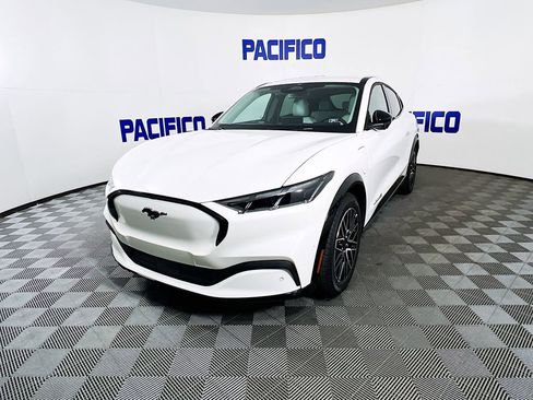 Used 2024 Ford Mustang Mach-E Premium image 5