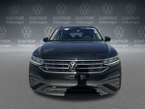 Used 2024 Volkswagen Tiguan S image 10