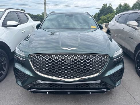 Used 2024 Genesis GV70 2.5T AWD/4WD image 4
