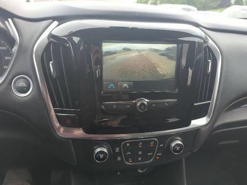 Used 2019 Chevrolet Traverse LT AWD/4WD image 9
