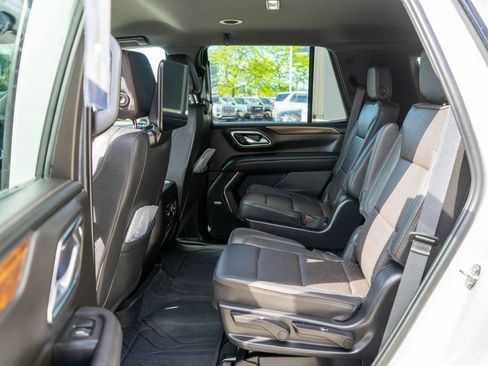 Used 2024 Chevrolet Tahoe High Country w/ Advanced Technology Package AWD/4WD image 13