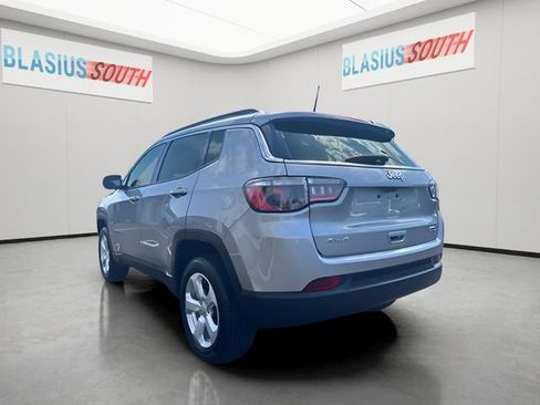 Used 2022 Jeep Compass Latitude AWD/4WD image 5