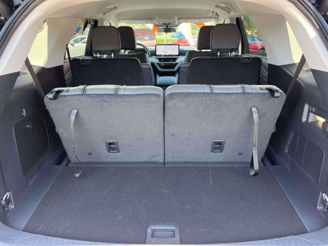 New 2026 Ford Explorer Active w/ Active Comfort Package RWD image 18