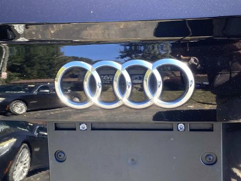 Used 2018 Audi Q7 3.0T Prestige image 9