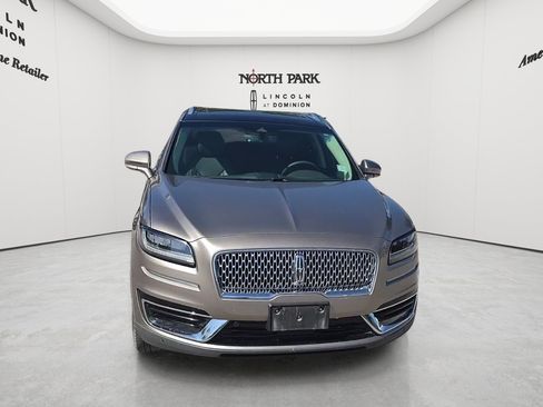 Used 2020 Lincoln Nautilus Reserve FWD image 8