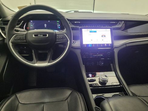 Used 2022 Jeep Grand Cherokee Limited 4xe image 22