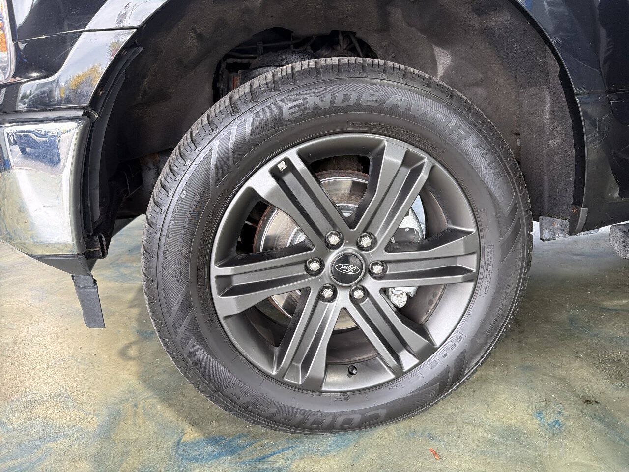 Used 2019 Ford F150 XLT w/ Equipment Group 302A Luxury AWD/4WD image 25