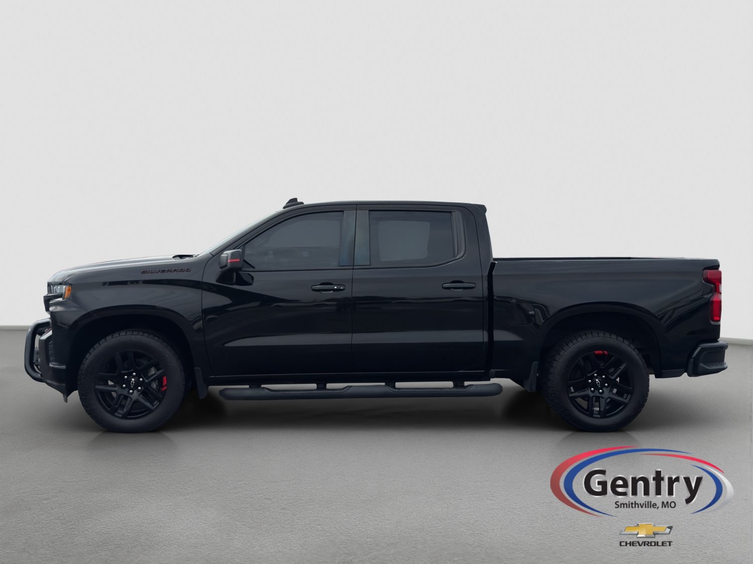 Used 2022 Chevrolet Silverado 1500 RST w/ Redline Edition AWD/4WD image 3