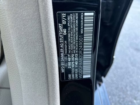 Used 2013 Mercedes-Benz C 300 4MATIC Sedan image 32