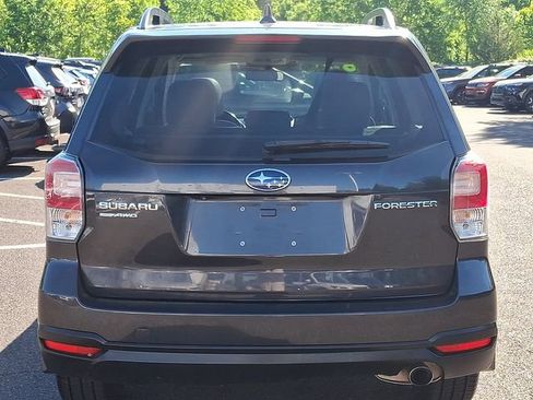 Used 2018 Subaru Forester 2.5i Limited AWD/4WD image 5
