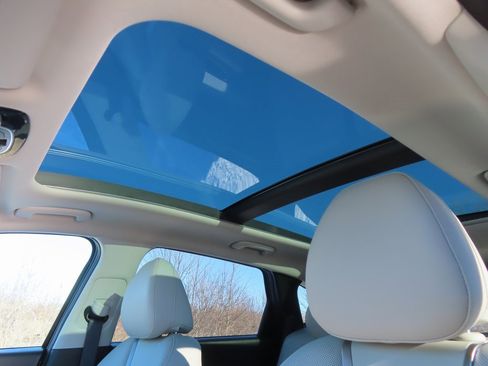 Used 2022 Hyundai Tucson Limited w/ Cargo Package image 5