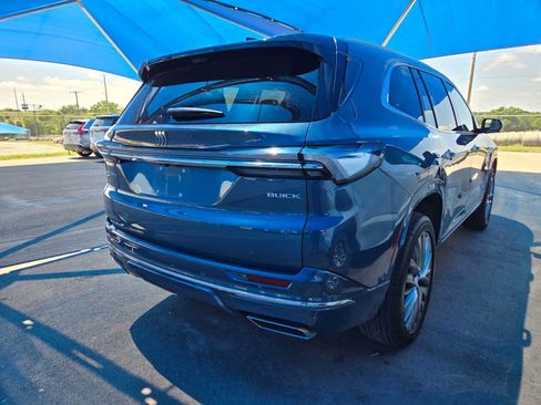 Used 2026 Buick Enclave Avenir w/ Super Cruise Package AWD/4WD image 4