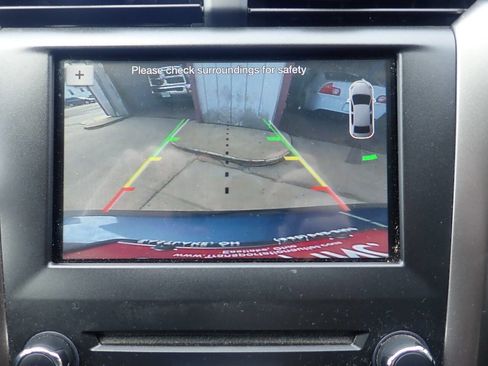 Used 2018 Ford Fusion SE w/ Fusion SE Technology Package image 4