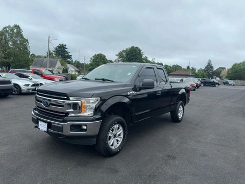 Used 2019 Ford F150 XLT image 2