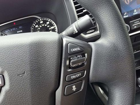 Used 2022 Nissan Frontier SV w/ Technology Package image 18