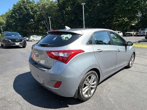 Used 2016 Hyundai Elantra GT FWD image 5