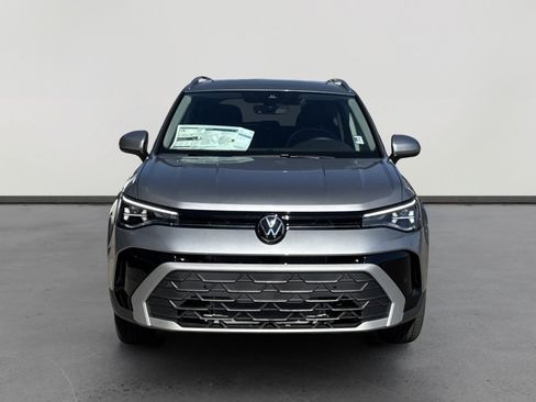 New 2026 Volkswagen Taos SE AWD/4WD image 2