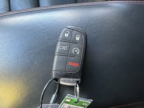 Used 2024 Dodge Durango GT image 39