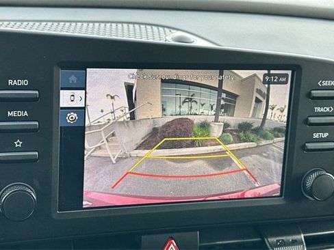 Certified 2025 Hyundai Elantra Sport image 19