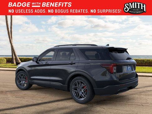 New 2026 Ford Explorer ST-Line w/ ST-Line Street Pack RWD image 5