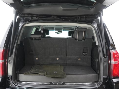 Used 2019 Chevrolet Tahoe LT AWD/4WD image 17