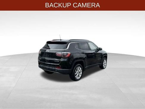 Used 2023 Jeep Compass Limited w/ Elite Group AWD/4WD image 7