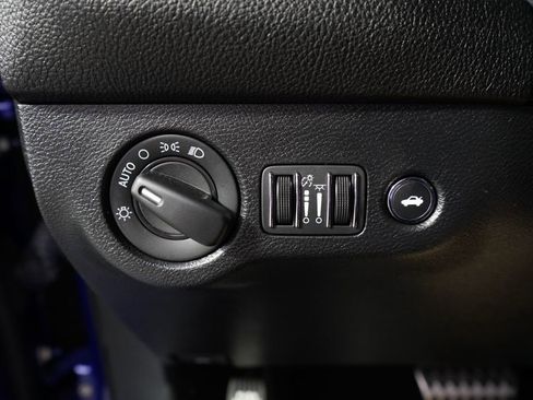 Used 2020 Dodge Challenger SRT Hellcat RWD image 31