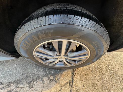 Used 2018 INFINITI QX60 Luxe image 33