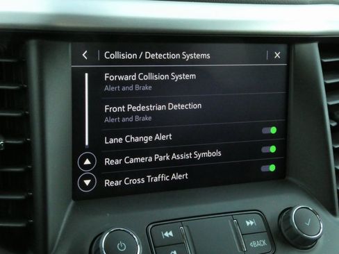 Certified 2023 GMC Acadia SLE w/ Driver Convenience Package image 38
