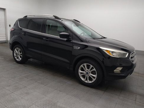 Used 2017 Ford Escape SE image 11