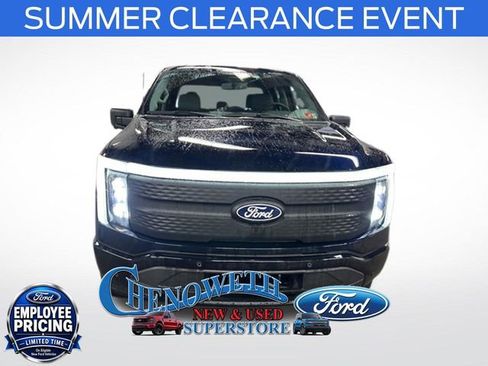 New 2025 Ford F150 Lightning Flash AWD/4WD image 8