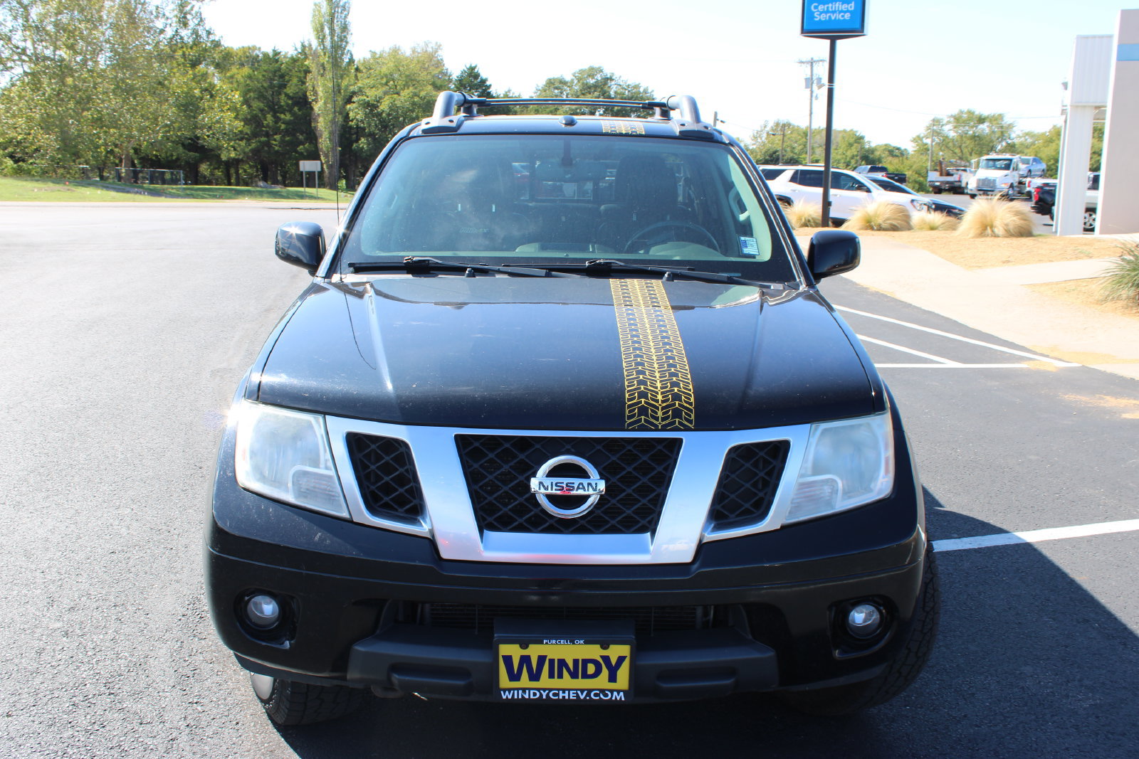 Used 2015 Nissan Frontier PRO-4X w/ Pro-4x Luxury Package AWD/4WD image 3