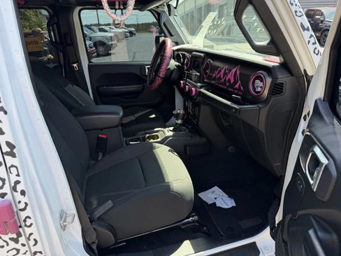 Used 2020 Jeep Wrangler Unlimited Sport S AWD/4WD image 10