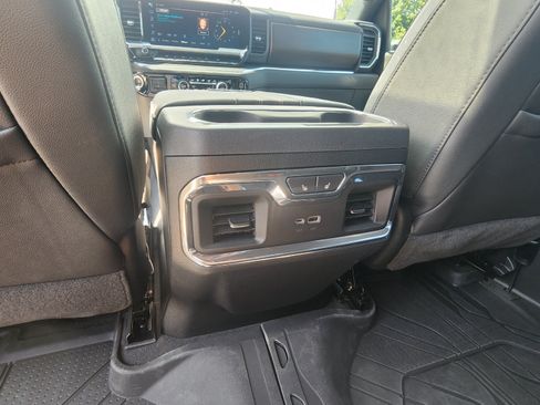 Used 2024 Chevrolet Silverado 3500 High Country w/ High Country Premium Package AWD/4WD image 24
