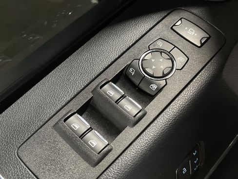 Used 2020 Ford F250 Lariat image 11