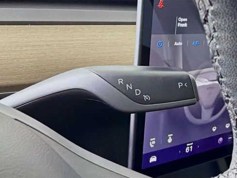 Used 2021 Tesla Model Y Long Range AWD/4WD image 20