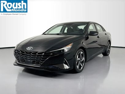 Used 2021 Hyundai Elantra SEL w/ Convenience + Premium Package