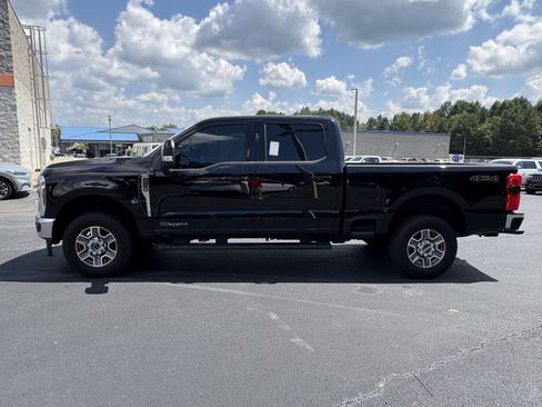 Used 2024 Ford F250 Lariat AWD/4WD image 20