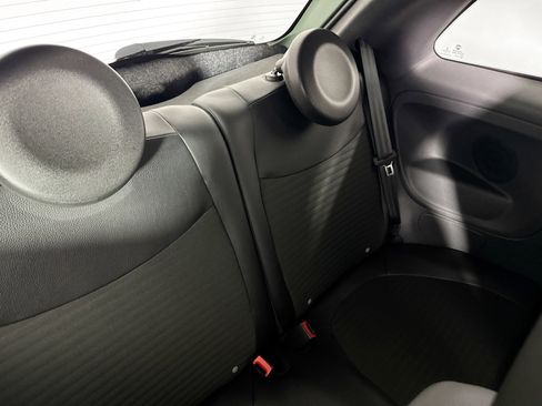 Used 2015 FIAT 500 Sport image 32